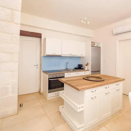 Villa The Yiameli Collection - Levandi *