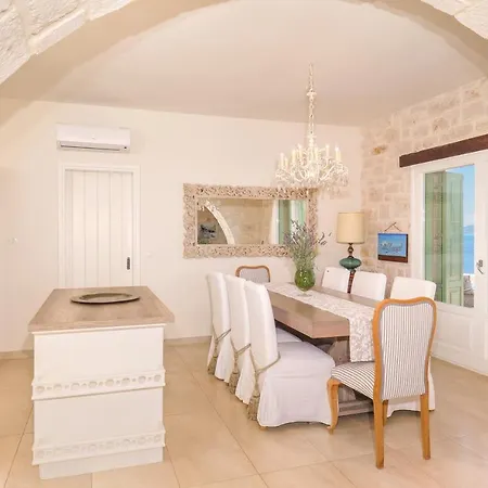 The Yiameli Collection - Levandi *